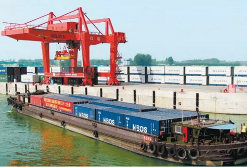 河南再開新精品航線，砂石運輸直達長江口