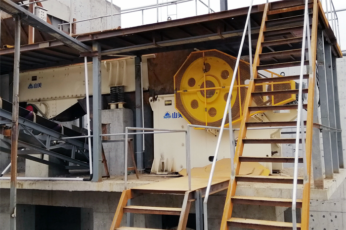 專(zhuān)業(yè)的破碎專(zhuān)家——顎式破碎機(jī)！