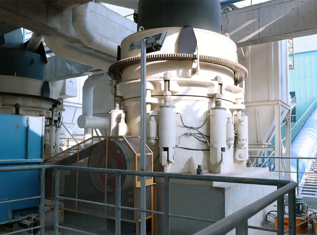 2臺SMS5000大型多缸液壓圓錐破碎機服務于華新水泥（長陽）時產(chǎn)2000噸骨料生產(chǎn)EPCO項目